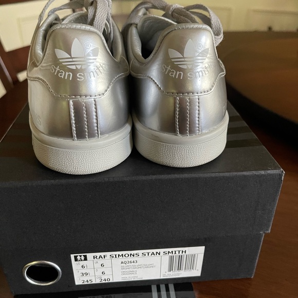 Adidas RAF SIMONS Stan Smith Sneaker in Silver - Picture 3 of 9